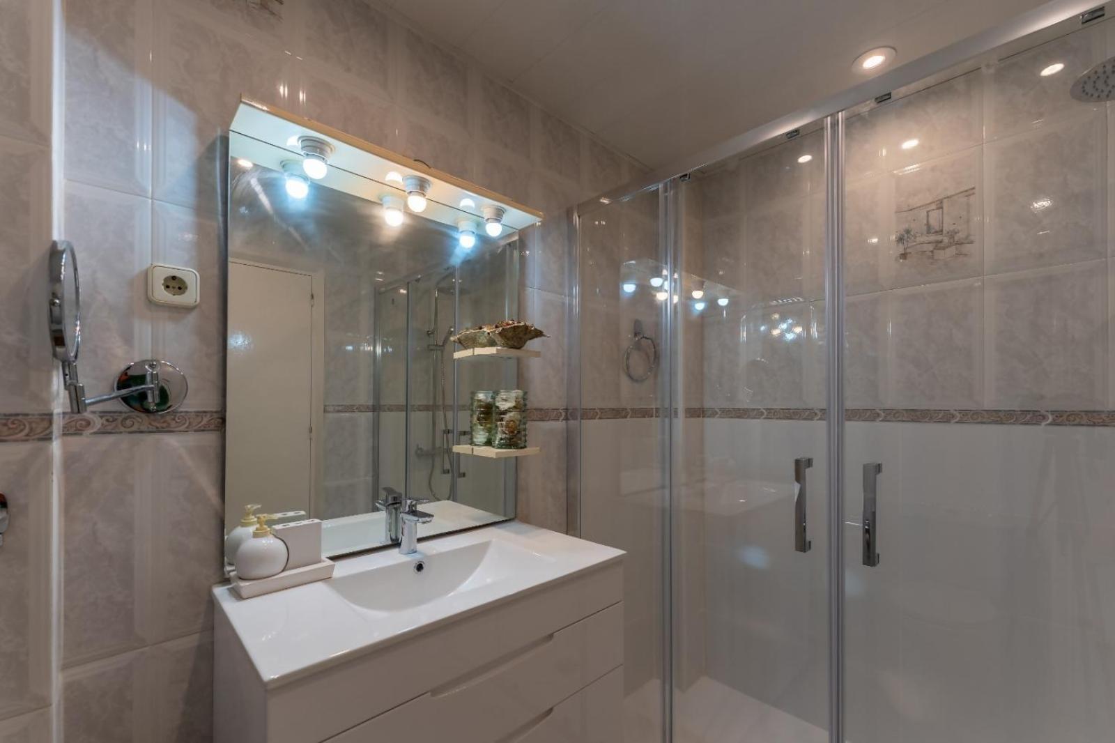 Apartamento Pau Picasso Con Terraza Tossa De Mar Exteriör bild